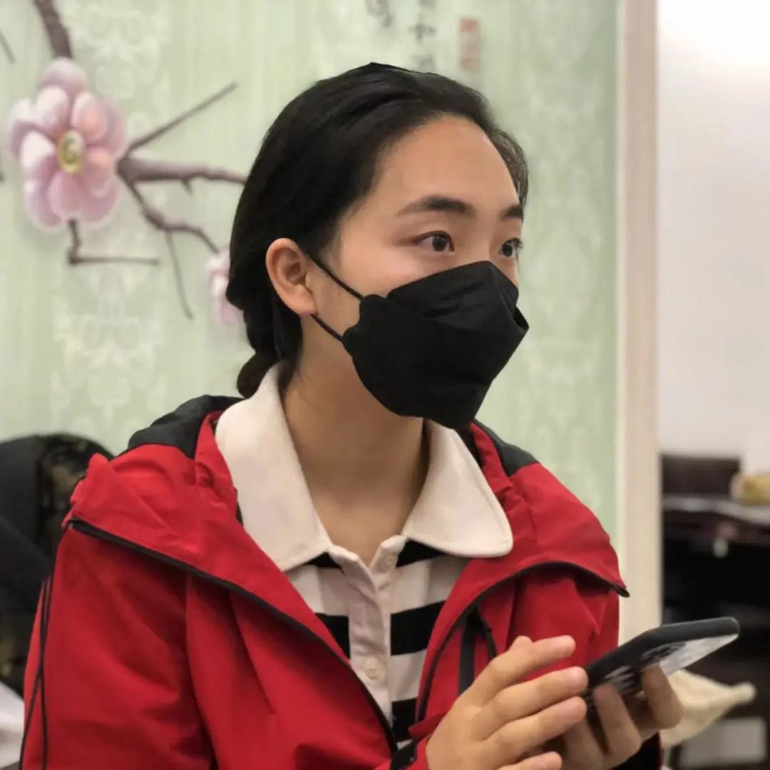 DƬ